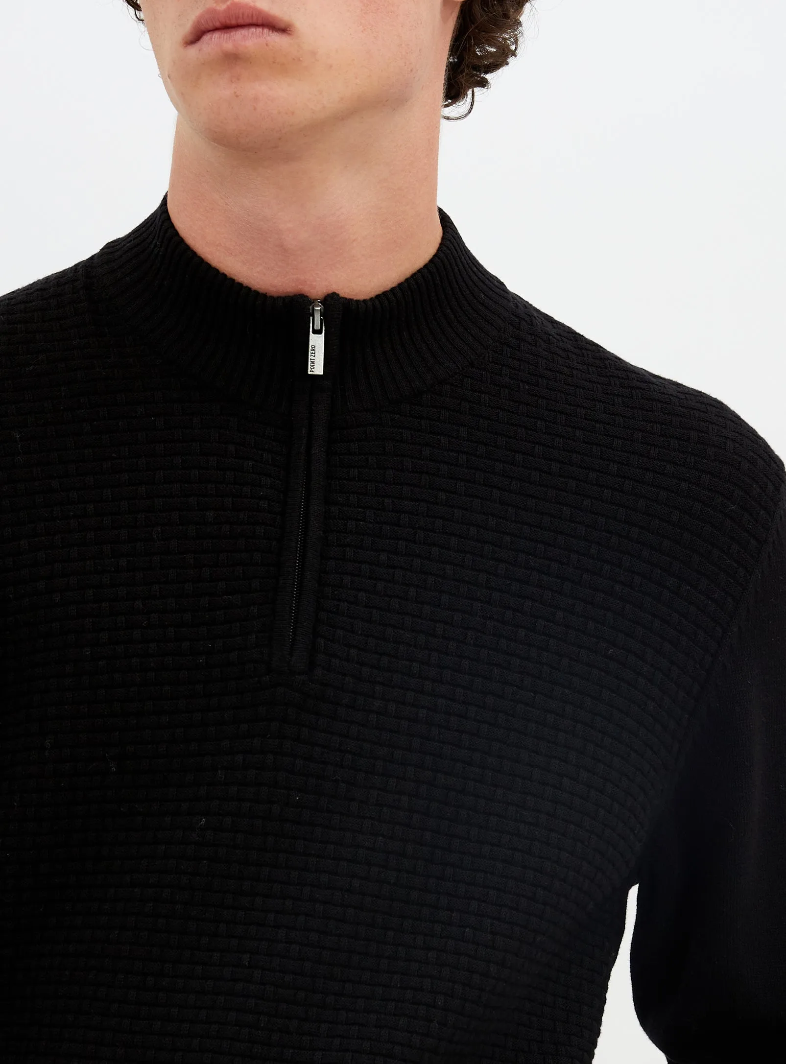 NOLAN  | Nolan cotton mock neck fine gauge sweater || NOLAN  |  Chandail fin en coton à col roulé