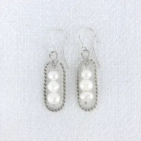 Perla Trio Pearl Earrings