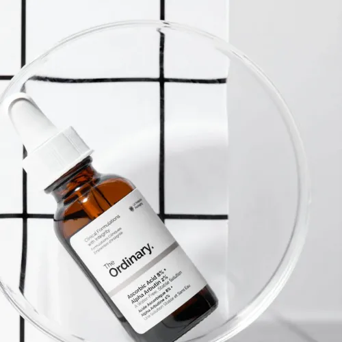 The Ordinary - cido Ascórbico 8 %   Alpha Arbutin 2 %